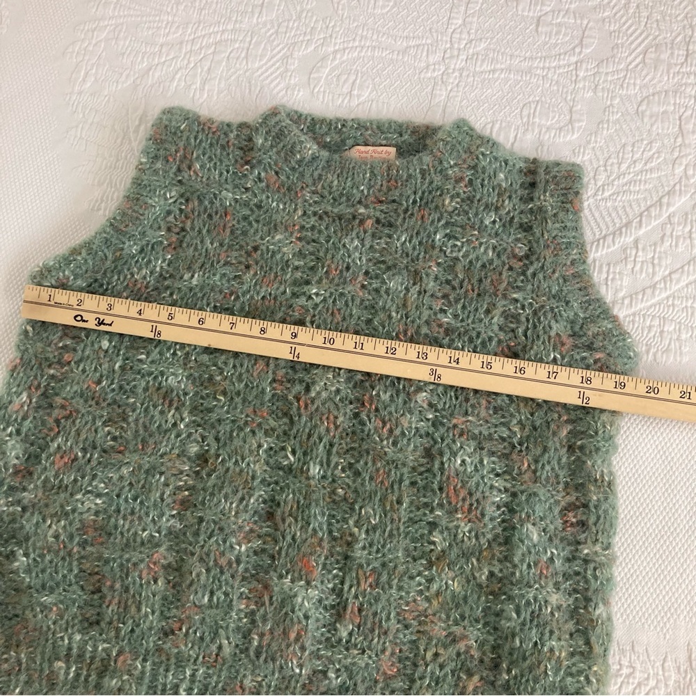 Vintage Hand Knit 80s mohair sweater vest green fleck stretch old money M - Picture 6 of 11